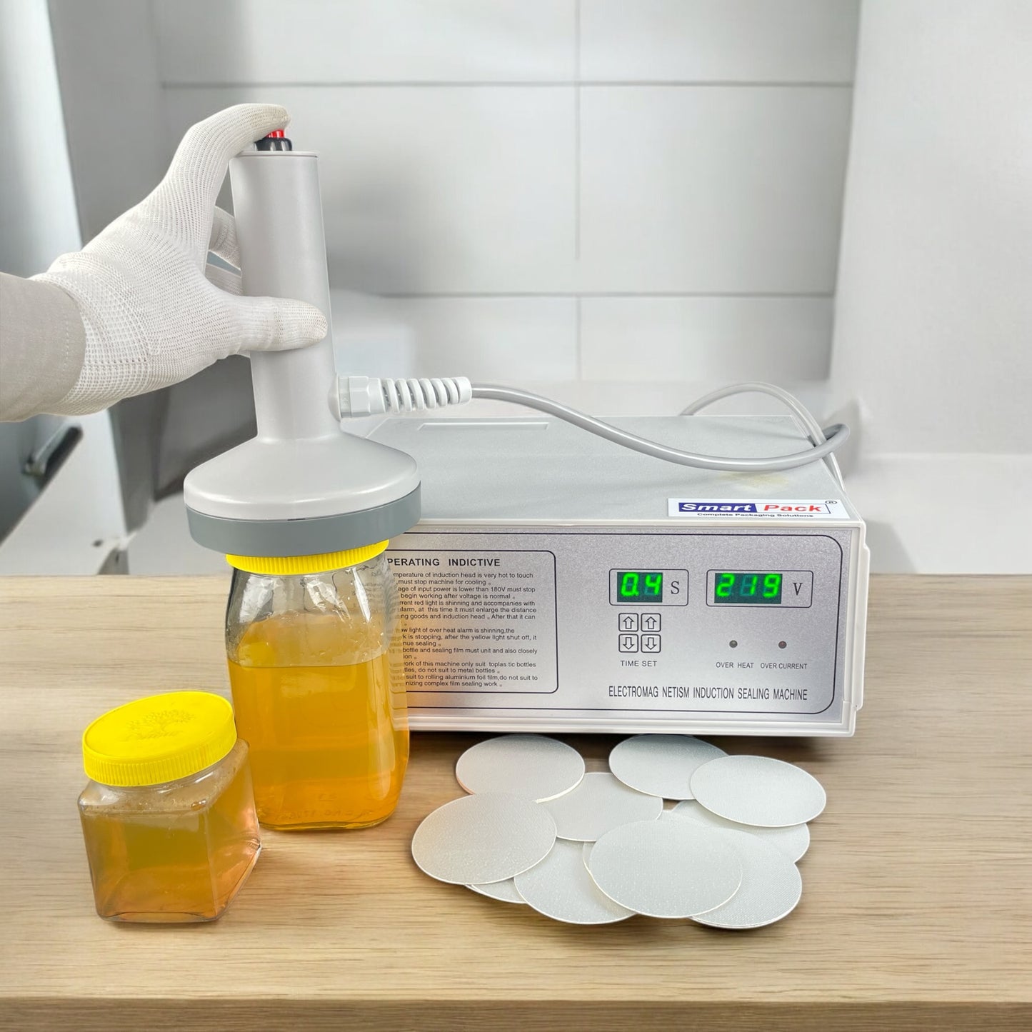 Food-grade induction WAD for glass jar sealing