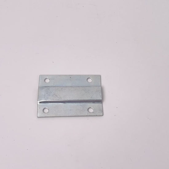 Strap guide for strapping machine