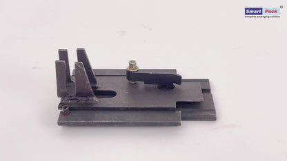 Separating plate for strapping machine